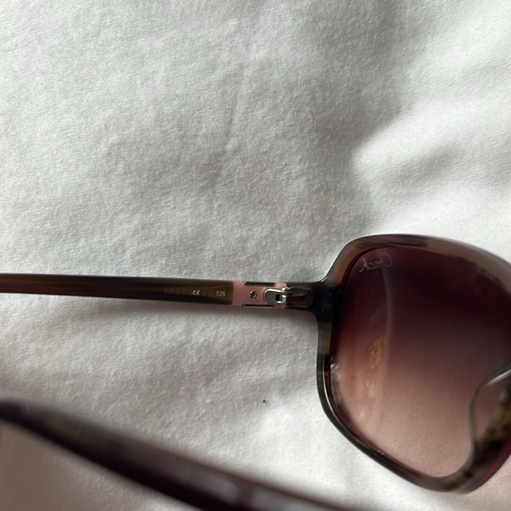 Coach S2052 burgundy sunglasses - Picture 5 of 8